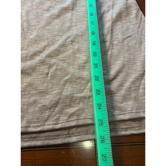 Ces Femme Gray Top Size Medium - Picture 4 of 6